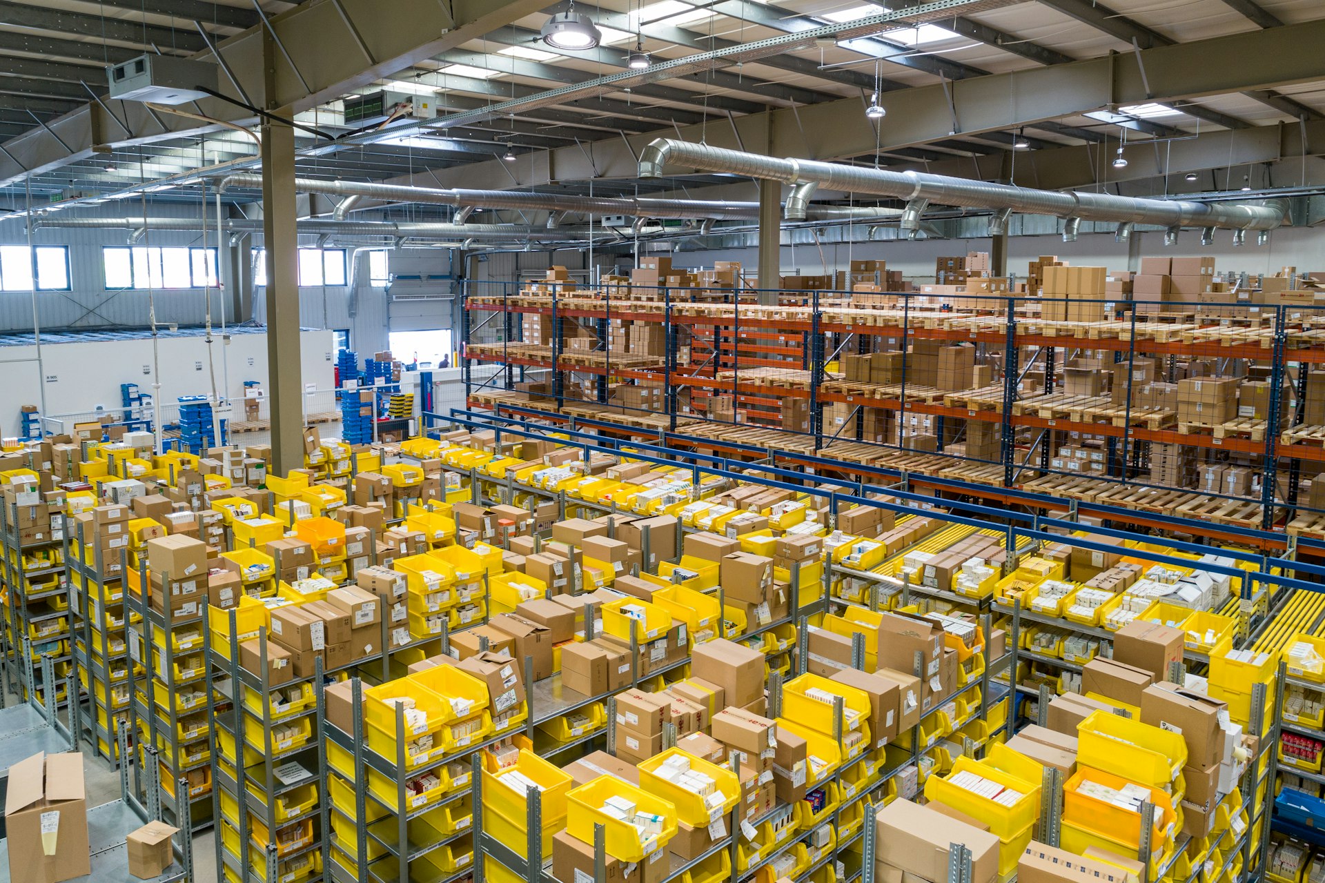 Global Logistics & Delivery